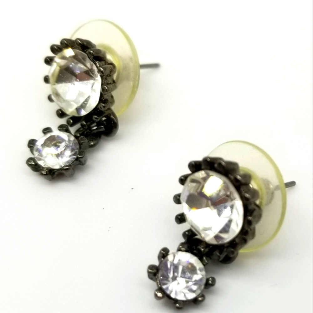 VINTAGE CLEAR CRYSTAL EARRINGS